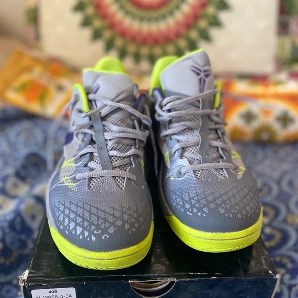 Nike Zoom Kobe Phenomenon 4 Mens Size 10 Nike Zoom Kobe Venomenon 4 Men main image 2
